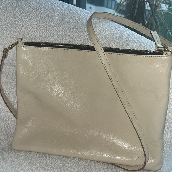 Clare V Sac Bretelle light nude with yellowish tint 12  by 9 - Picture 3 of 11